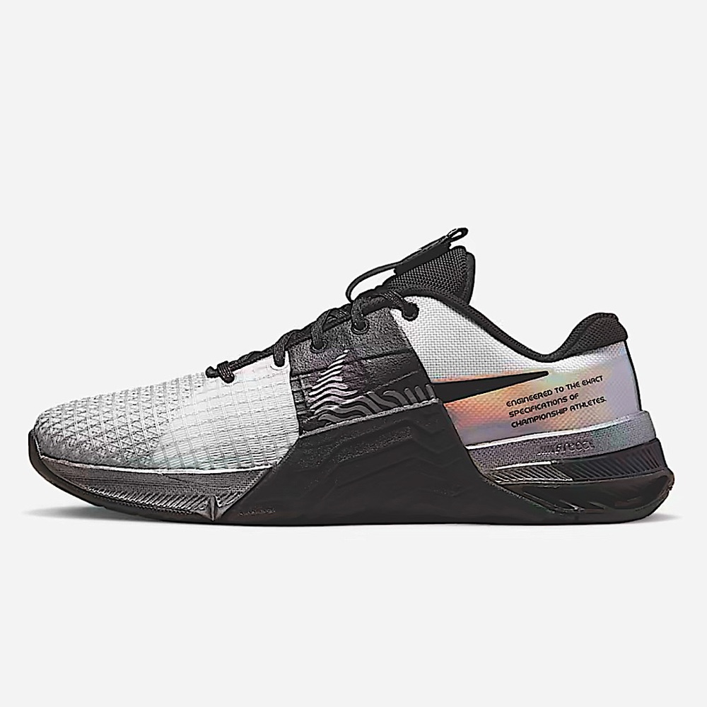Nike METCON 8 Premium “White-Black Iridescent”